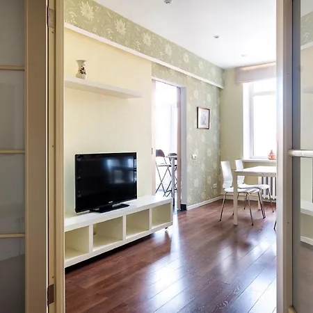 Apartment Apartmenty Lux Leningradskaya Ulyanovskaya Marksa Kirova Street