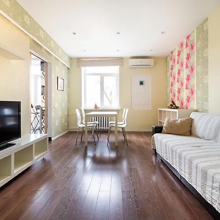 Apartmenty Lux Leningradskaya Ulyanovskaya Marksa Kirova Street Апартаменти *