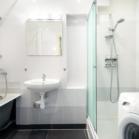 Apartment Apartmenty Lux Leningradskaya Ulyanovskaya Marksa Kirova Street