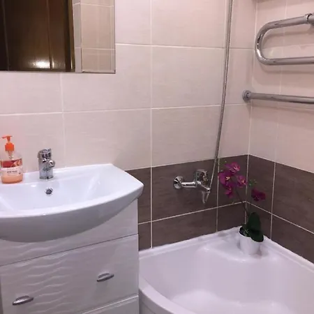 Apartmenty Lux Leningradskaya Ulyanovskaya Marksa Kirova Street Apartment Minsk
