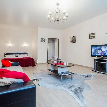 Апартаменти Apartmenty Lux Leningradskaya Ulyanovskaya Marksa Kirova Street Мінськ